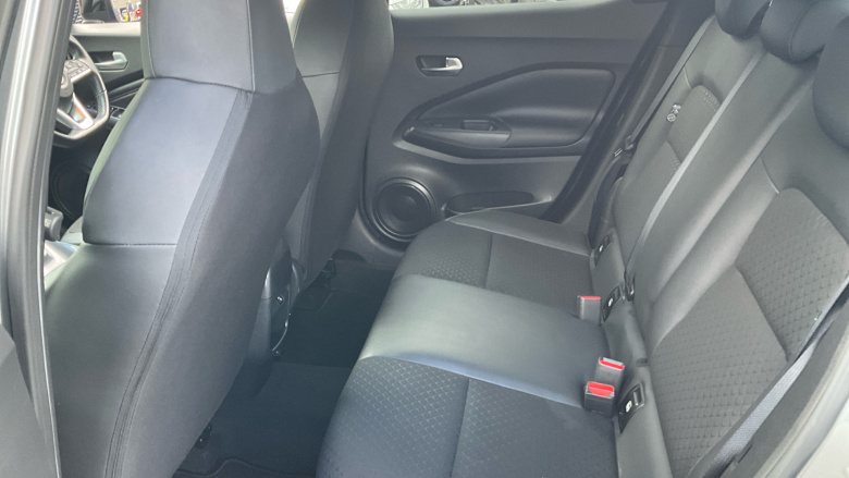 Nissan Juke 1.6 Hybrid N-Connecta 5dr Auto Hybrid Hatchback
